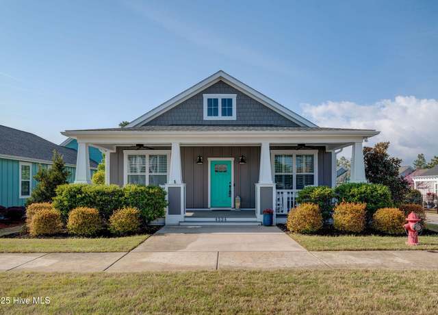 Property at 4534 Old Towne St, Wilmington, NC 28412, 3 beds, 2 baths