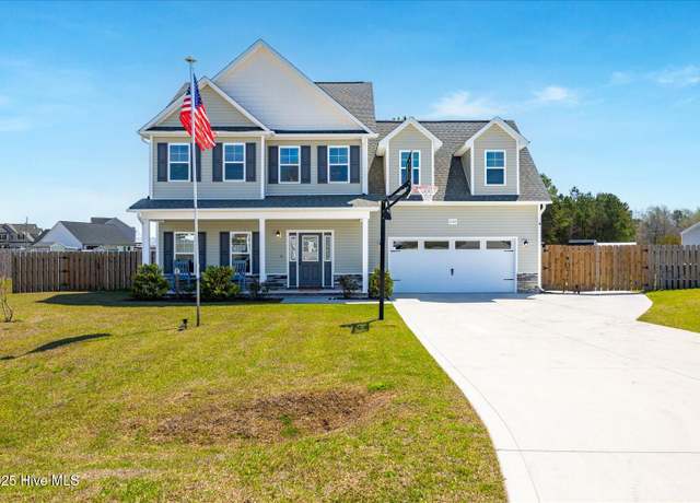Property at 609 Osprey Landing Dr, Holly Ridge, NC 28445, 3 beds, 2.5 baths