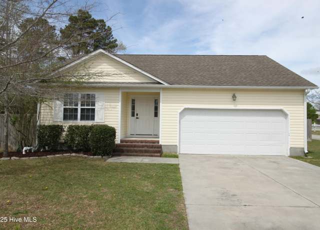 Property at 804 Mann St, Newport, NC 28570, 3 beds, 2 baths