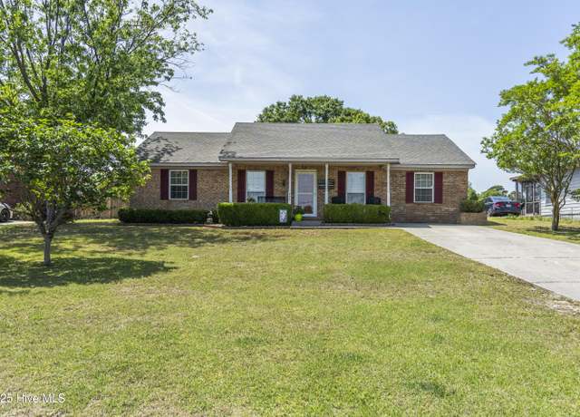Property at 606 Manassas Dr, Wilmington, NC 28409, 3 beds, 2 baths