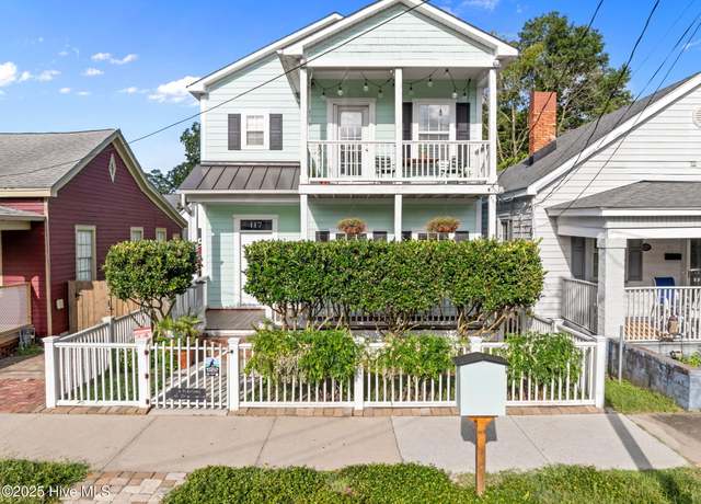 Property at 117 S 8th St, Wilmington, NC 28401, 3 beds, 2.5 baths
