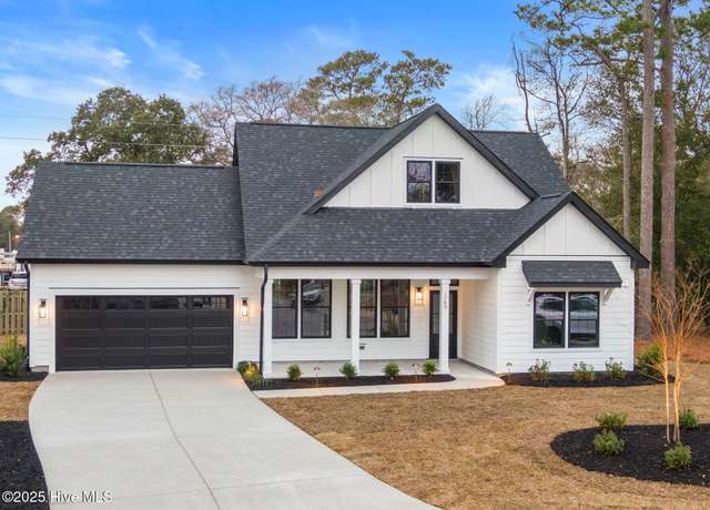 Property at 1773 Oakbrook Dr SW, Ocean Isle Beach, NC 28469, 3 beds, 2.5 baths