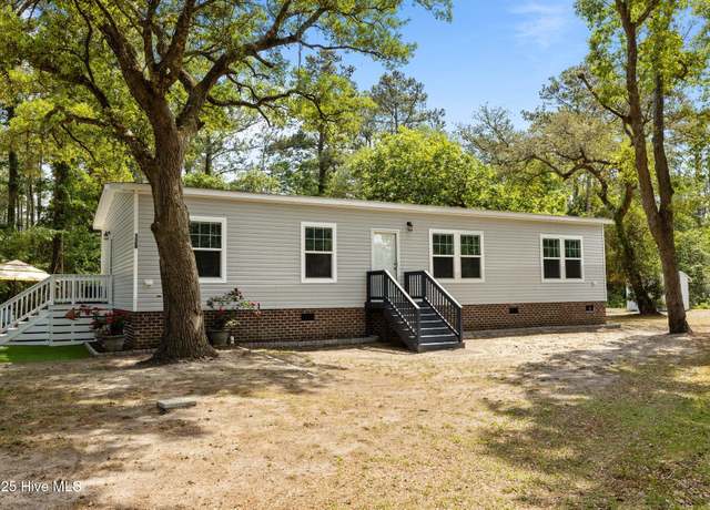 Property at 128 Caswell Dr, Newport, NC 28570, 3 beds, 2 baths