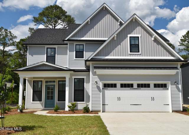 Property at 1071 Lexington Ave NE, Leland, NC 28451, 5 beds, 3.5 baths