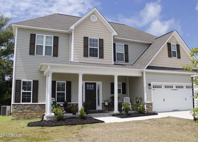 Property at 206 Messenger Ct, Jacksonville, NC 28546, 4 beds, 2.5 baths