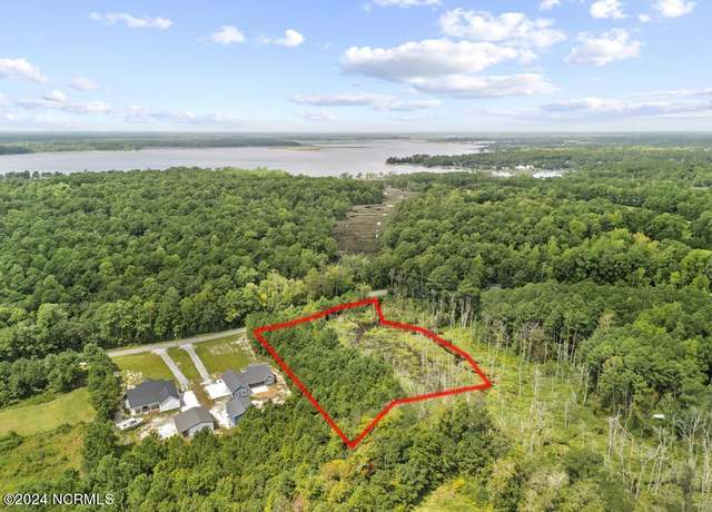 Property at 908 W Firetower Rd, Swansboro, NC 28584