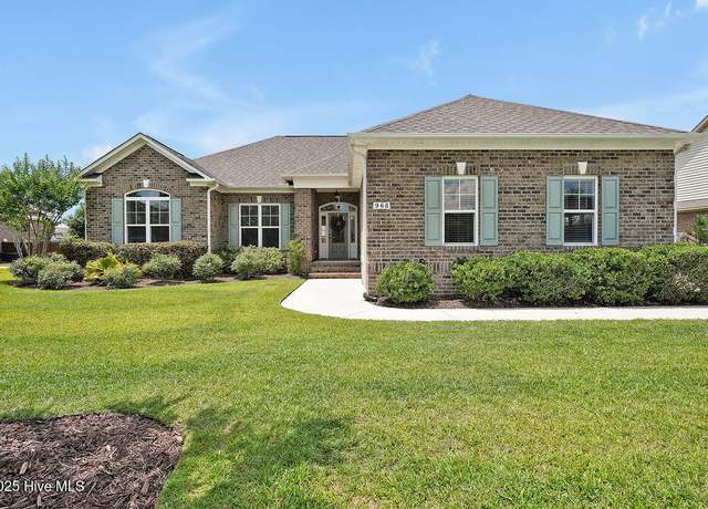 Property at 968 Woodwind Dr, Leland, NC 28451, 3 beds, 2 baths