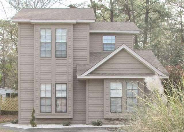 Property at 1052 Valley Dr, Calabash, NC 28467, 3 beds, 2 baths