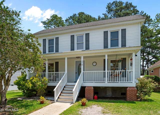 Property at 374 Cedar St, Belhaven, NC 27810, 3 beds, 2 baths