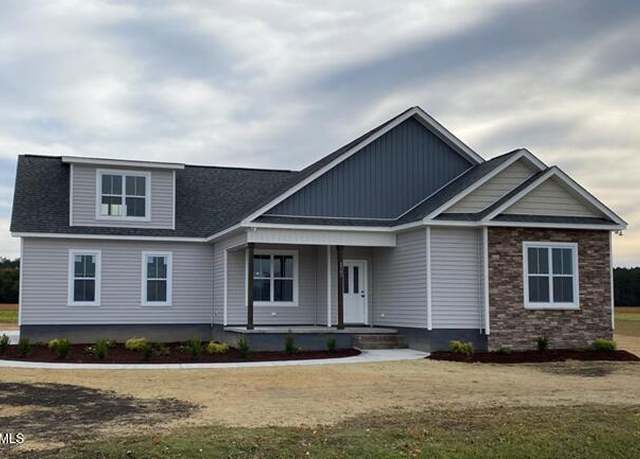 Property at 569 Workhorse Ln, Ayden, NC 28513, 3 beds, 2 baths