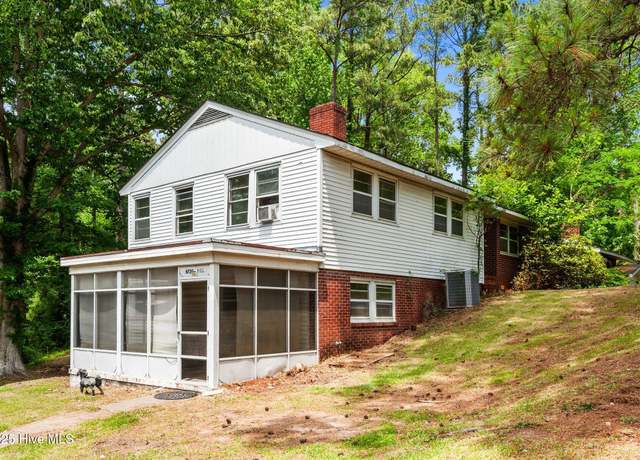 Property at 6730 Hill St, Grifton, NC 28530, 3 beds, 1.5 baths