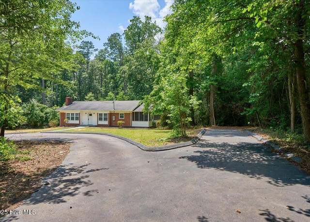 Property at 804 S Mcneill St, Carthage, NC 28327, 2 beds, 2 baths