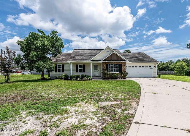 Property at 501 Waldorf Ct, Hubert, NC 28539, 3 beds, 2 baths