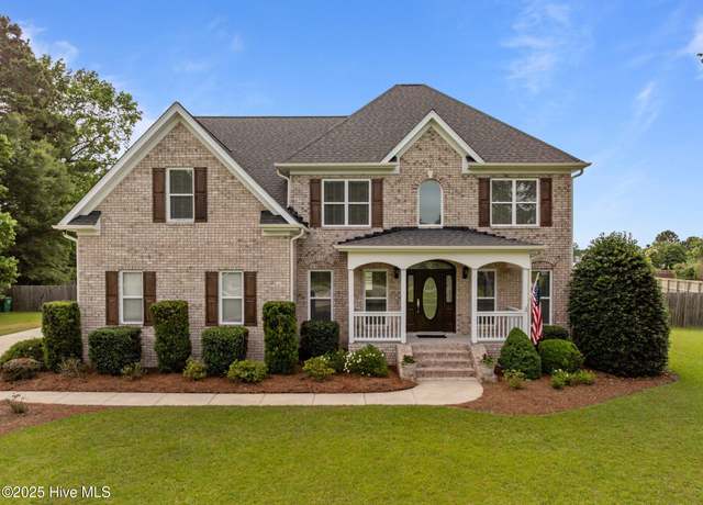 Property at 3107 Indian Wells Pl, Greenville, NC 27858, 3 beds, 3 baths