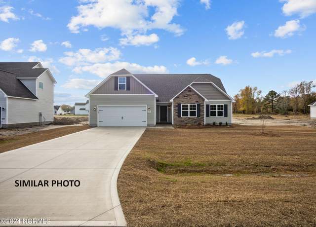 Property at 328 Cotton Hill Pl, Hubert, NC 28539, 3 beds, 2 baths