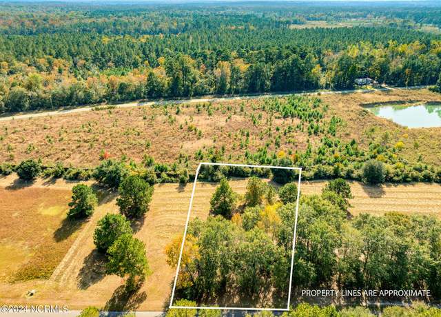 Property at 130 Cypress Pt, Wallace, NC 28466
