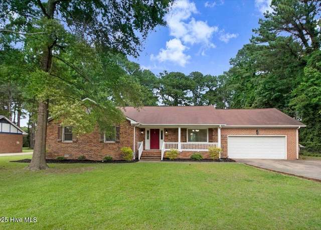 Property at 305 Bayleaf Dr, Goldsboro, NC 27534, 3 beds, 2 baths