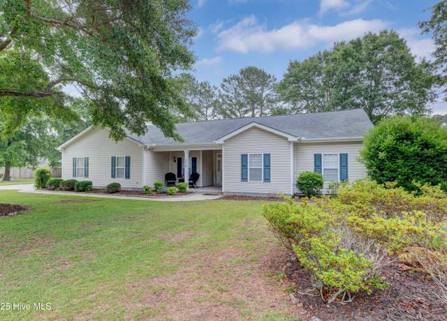 Property at 318 Winding Creek Rd, Rocky Point, NC 28457, 3 beds, 2 baths