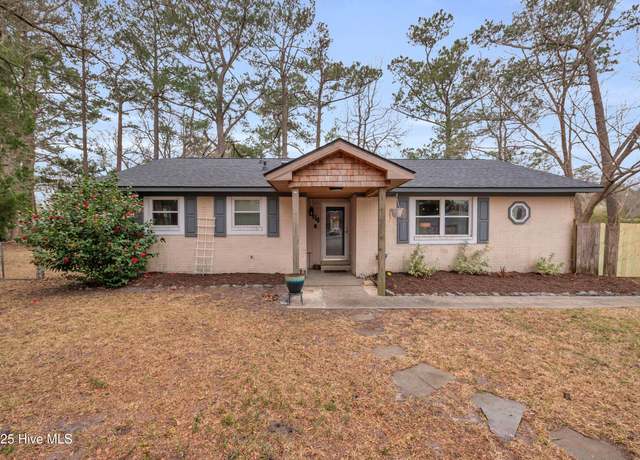 Property at 118 Kings Ct, Wilmington, NC 28411, 3 beds, 2 baths