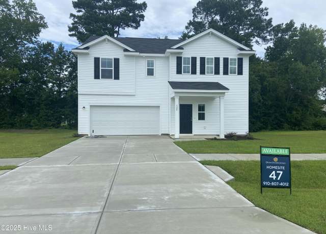 Property at 520 Sandy Hollow Dr, Jacksonville, NC 28540, 4 beds, 3 baths