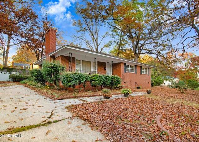 Property at 1902 Rogers Dr, Fayetteville, NC 28303, 3 beds, 2 baths