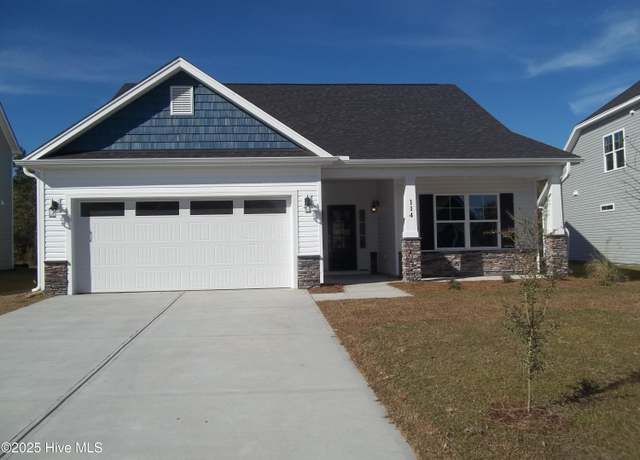 Property at 180 Portico Ct, Hampstead, NC 28443, 3 beds, 2.5 baths