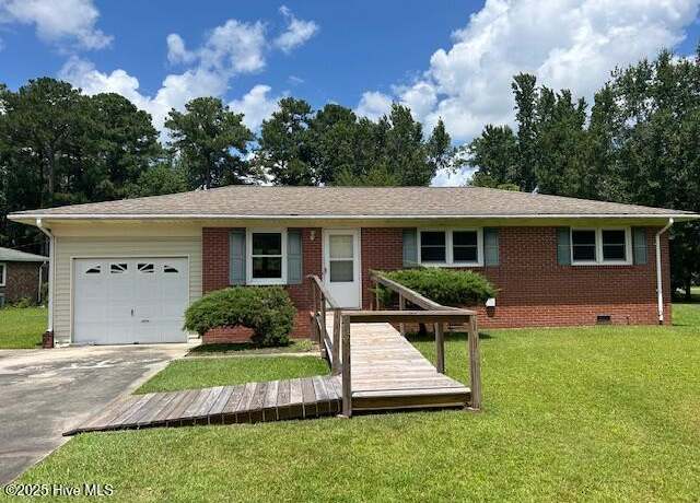 Property at 1201 Cherry Tree Dr, New Bern, NC 28562, 3 beds, 2 baths
