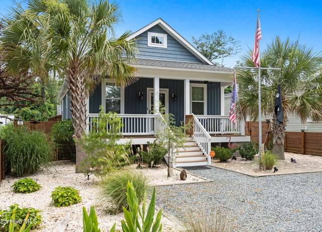 Property at 226 NE 76th St, Oak Island, NC 28465, 3 beds, 2 baths