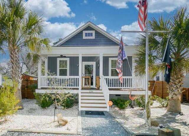 Property at 226 NE 76th St, Oak Island, NC 28465, 3 beds, 2 baths