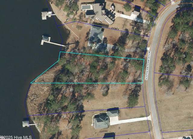 Property at 356 Southern Plantation Dr S, Oriental, NC 28571