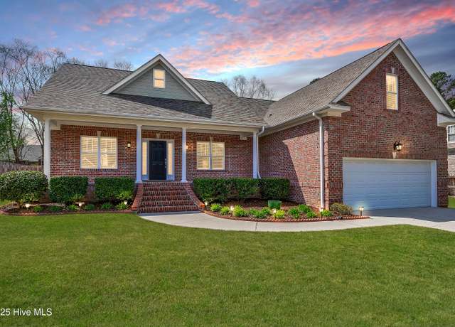 Property at 616 Blue Point Dr, Wilmington, NC 28411, 4 beds, 3.5 baths