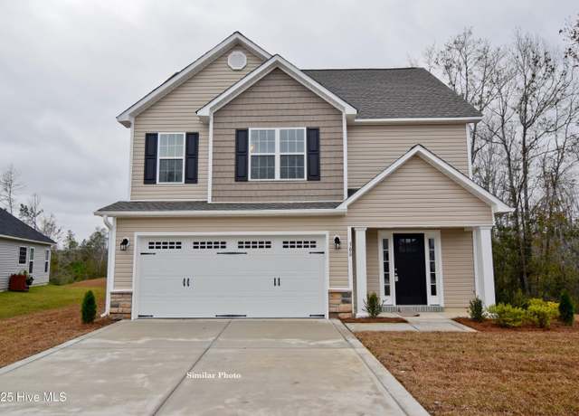 Property at 142 Sanctuary St, Jacksonville, NC 28546, 3 beds, 2.5 baths