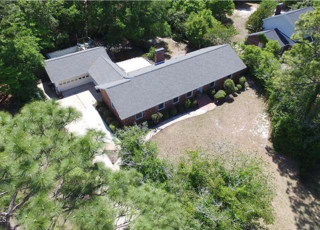 Property at 114 Lansdowne Rd, Wilmington, NC 28409, 4 beds, 2.5 baths