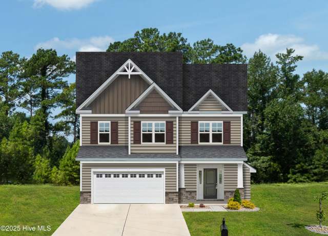 Property at 302 Broadleaf Dr, Jacksonville, NC 28546, 4 beds, 2.5 baths