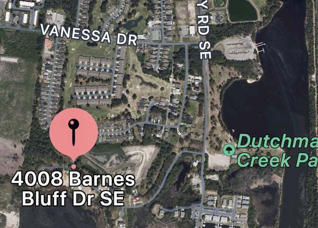 Property at 4008 Barnes Bluff Dr SE, Southport, NC 28461