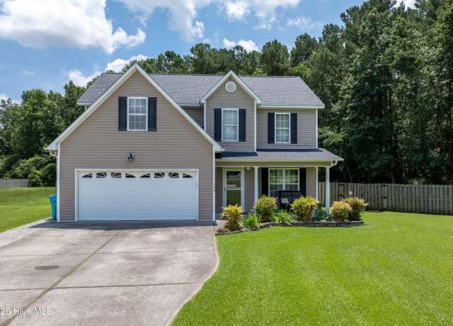 Property at 200 Bright Leaf Ln, Jacksonville, NC 28540, 3 beds, 3 baths