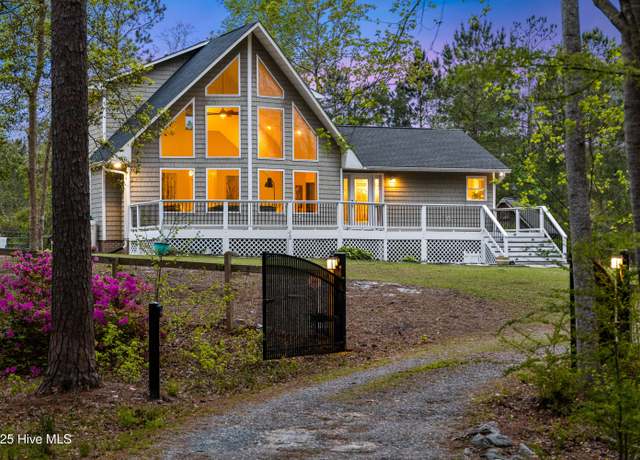 Property at 8050 Rachel Wynd Rd NE, Leland, NC 28451, 3 beds, 2 baths