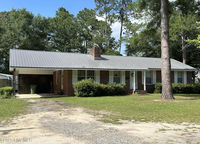 Property at 204 Lane St, Maxton, NC 28364, 3 beds, 2 baths