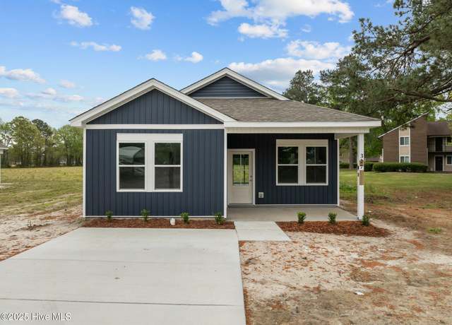 Property at 327 Buck Ln, Vanceboro, NC 28586, 3 beds, 2 baths