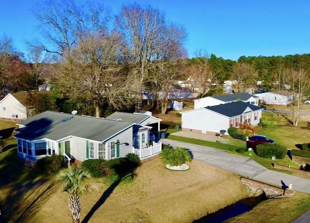 Property at 1092 Clubview Ln SW, Calabash, NC 28467, 2 beds, 2 baths