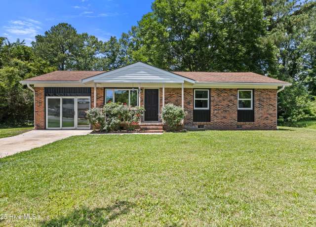 Property at 201 Kenwood Dr, Jacksonville, NC 28540, 3 beds, 1.5 baths