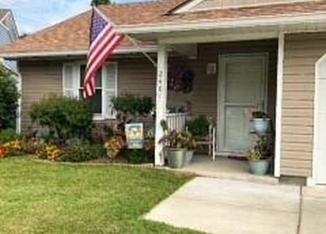 Property at 2401 Richmond Ct, New Bern, NC 28562, 2 beds, 1 bath