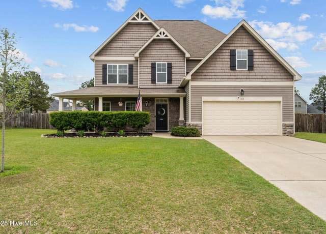Property at 112 Walkabout Dr, Aberdeen, NC 28315, 4 beds, 2.5 baths