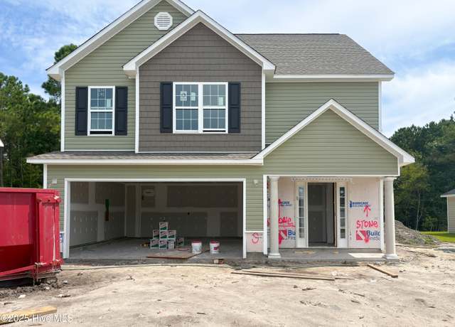 Property at 712 Ellabond St, Sneads Ferry, NC 28460, 3 beds, 2.5 baths