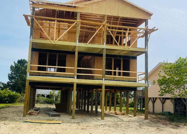 Property at 301 Brunswick Ave W, Holden Beach, NC 28462, 4 beds, 4.5 baths