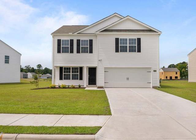 Property at 4009 Atlantic Ave, New Bern, NC 28560, 3 beds, 2.5 baths