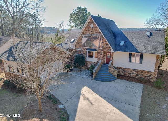 Property at 818 Loblolly Dr, Vass, NC 28394, 4 beds, 3 baths
