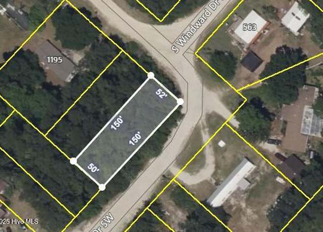 Property at 580 S Windward Dr SW, Supply, NC 28462