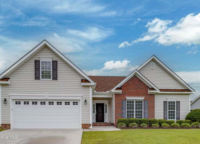 Property at 304 Palisades Way, New Bern, NC 28560, 3 beds, 2 baths