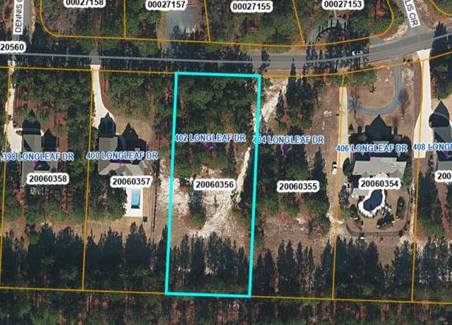 Property at 402 Longleaf Dr, West End, NC 27376